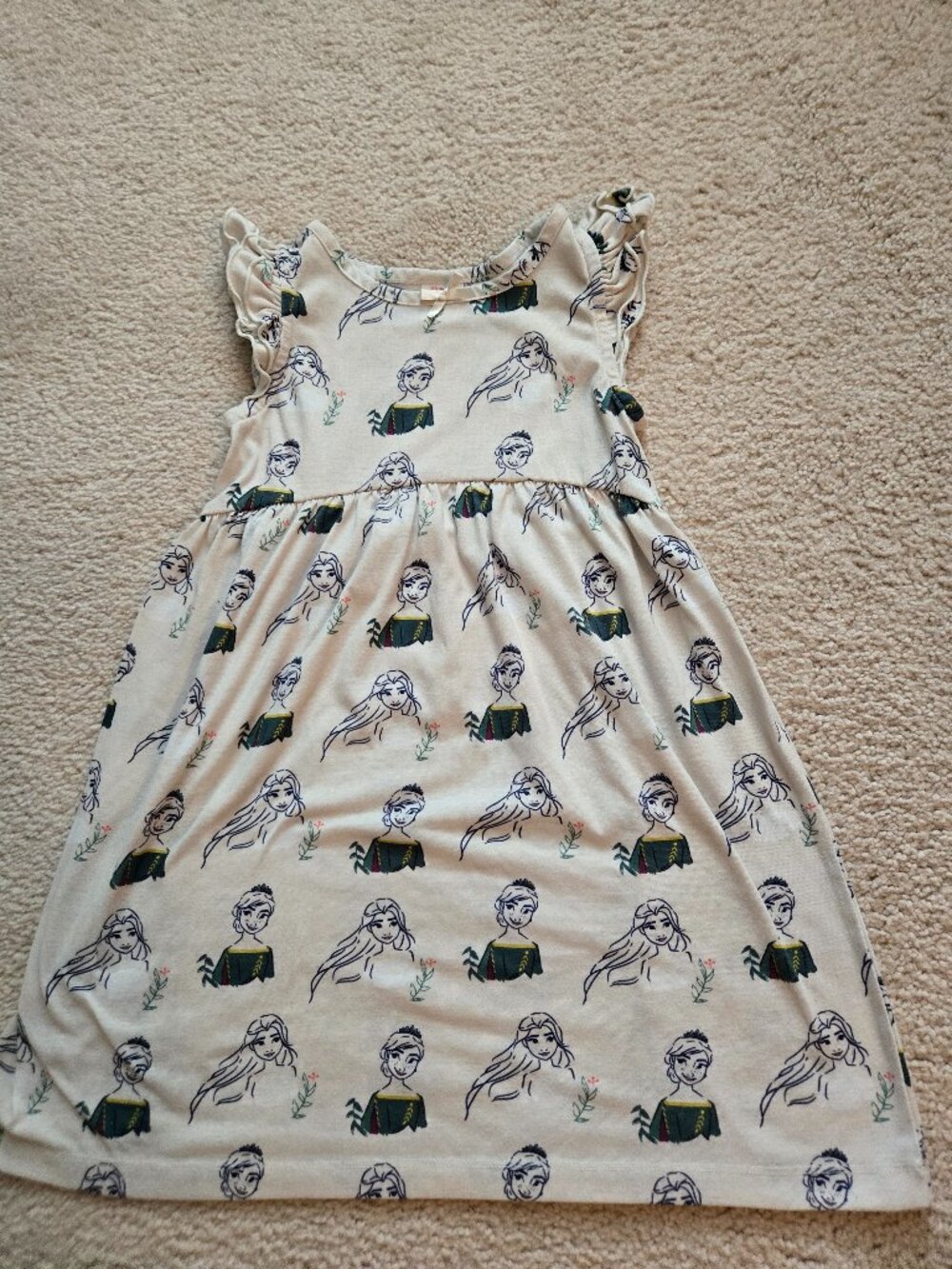 Girls size 5 Hanna Andersson Elsa nightgown